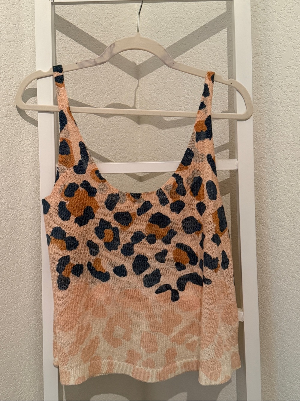 Impressions Boutique Animal Print Lightweight Knit Tank Top Size Medium